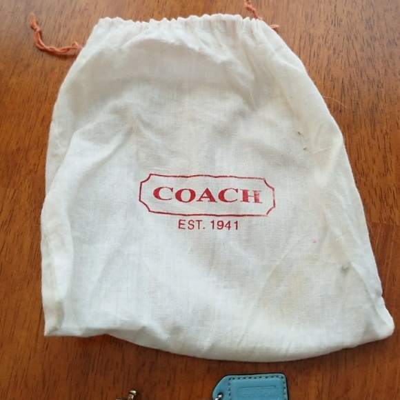 Coach wristlet - Picture 3 of 3